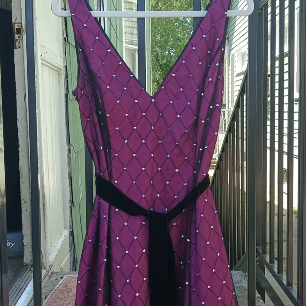 Adrianna Papell evening pink 3D sequin beaded embellished  maxi dress Vtg - Picture 2 of 4